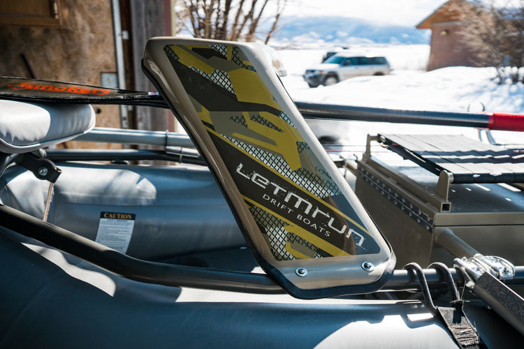 Composite Rear Knee Brace for Raft Frame